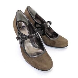 Sofft Women's Sueded Upper Classic Strapped Heels Shoes In Coffee Brown